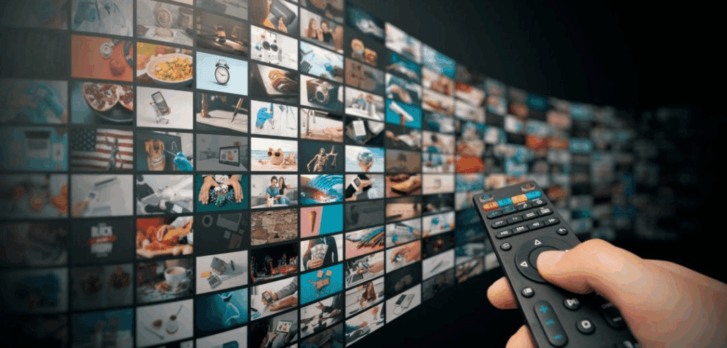 اشتراكات IPTV لمدة سنة